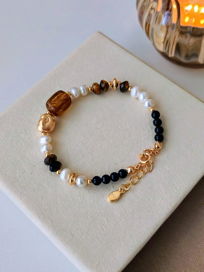 Bracelet with Pearls, Tiger's Eye & Onyx - Cocolychee