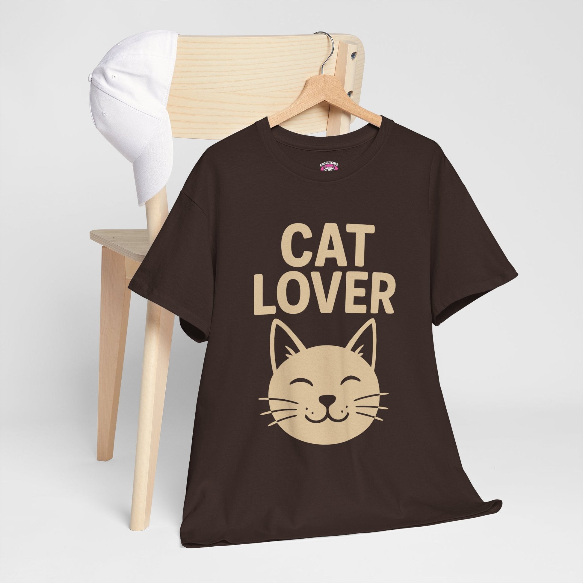 CAT LOVER™ Bold Tee – Statement Shirt for Proud Cat People - Cocolychee
