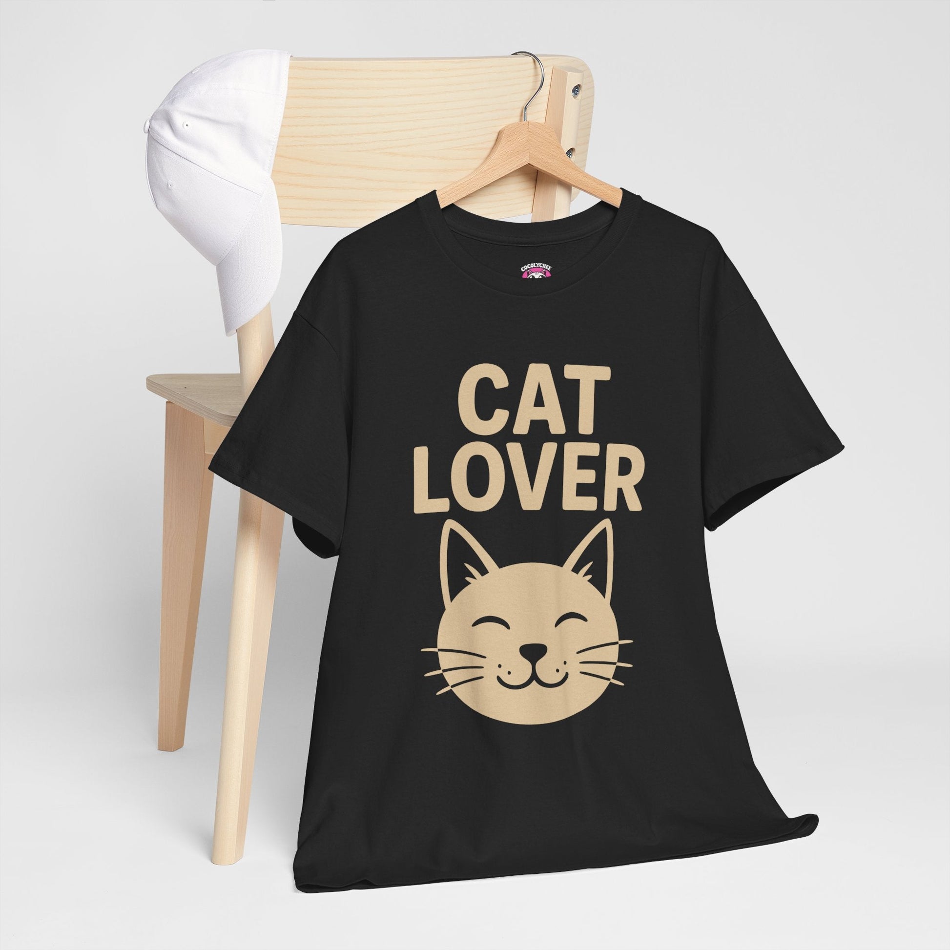 CAT LOVER™ Bold Tee – Statement Shirt for Proud Cat People - Cocolychee