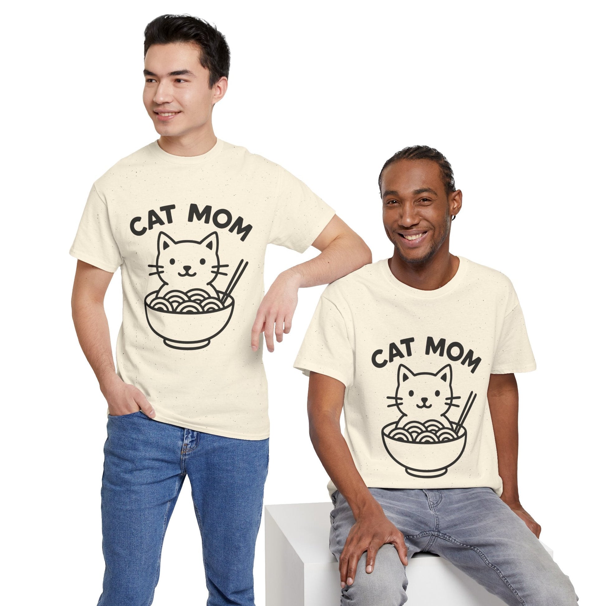 Cat Mom™ Ramen Graphic Tee - Cocolychee