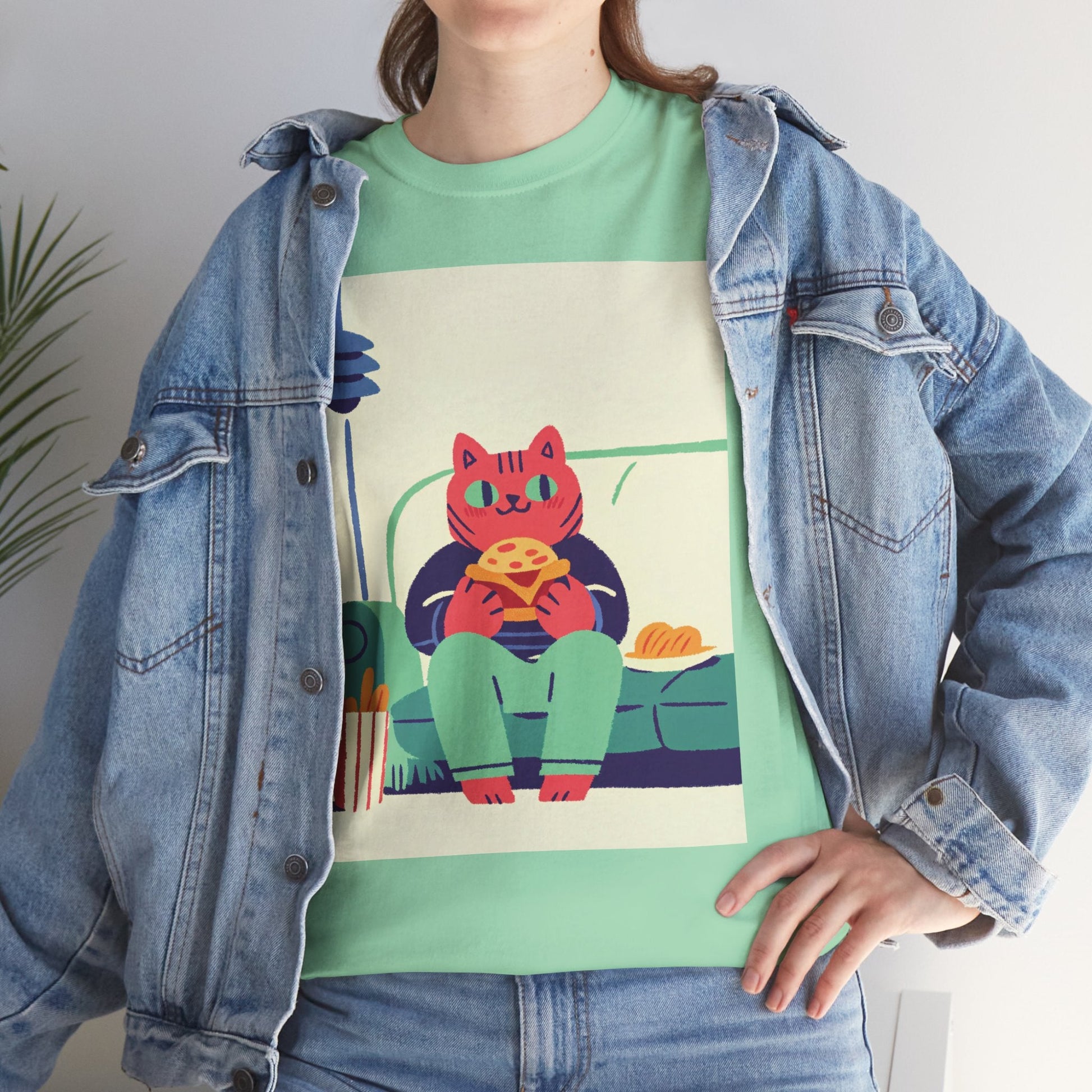 Couchside Burger Cat™ Color Edition Graphic Tee - Cocolychee