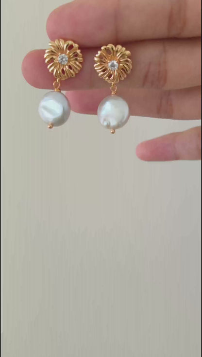 Blossom in Elegance: Vintage Gold Pearl Earrings