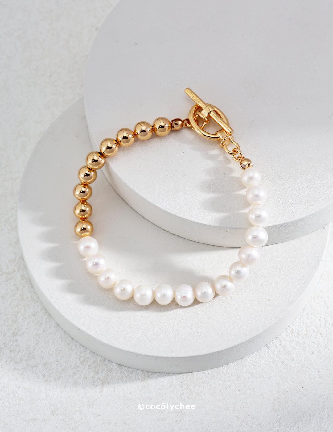 Classic Charm Gold Pearl Bracelet - Cocolychee