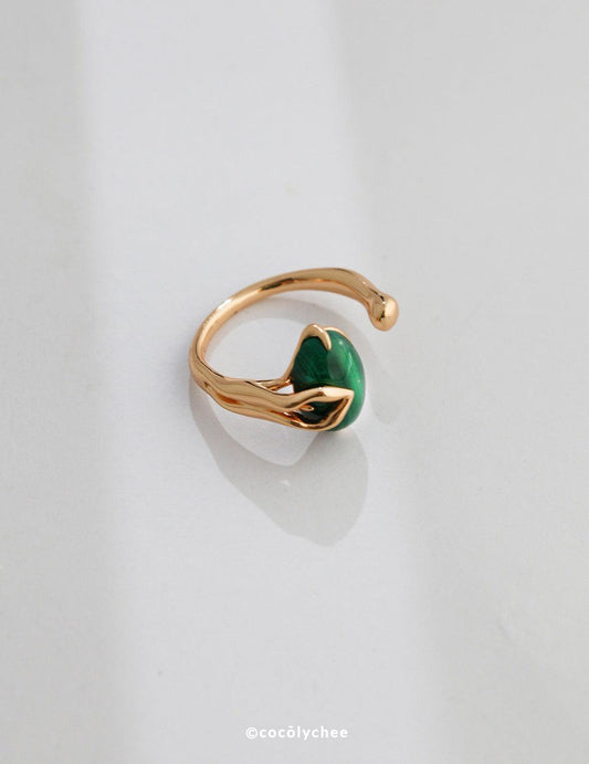 Adjustable Malachite and Onyx Ring - Cocolychee