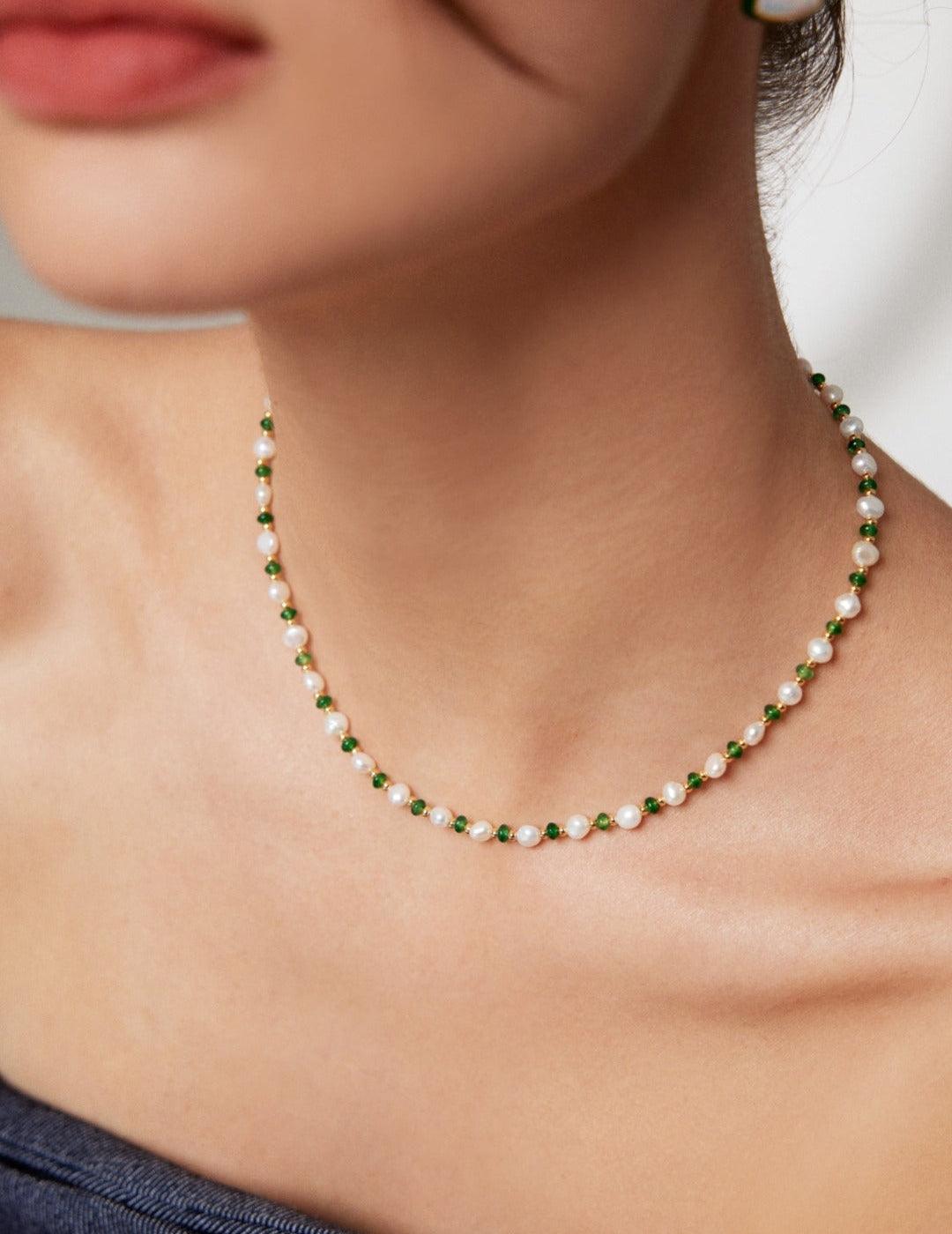 Pearl and Emerald Necklace - Cocolychee