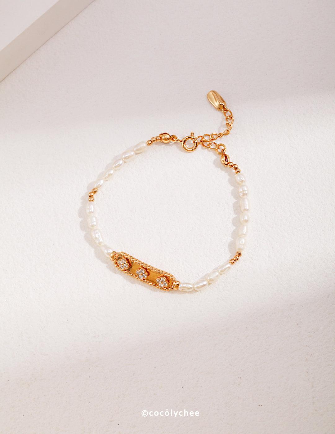 Adjustable Vintage Gold Pearl Bracelet - Cocolychee