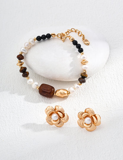 Bracelet with Pearls, Tiger's Eye & Onyx - Cocolychee