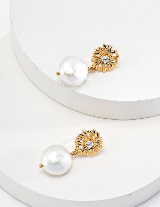 Blossom in Elegance: Vintage Gold Pearl Earrings